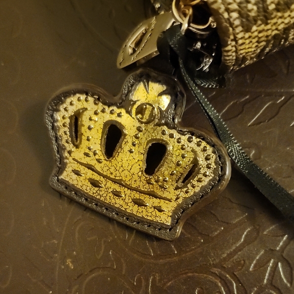 Juicy Couture Metallic Gold and Black Logo Zip Wallet with Crown Charm - Picture 4 of 7